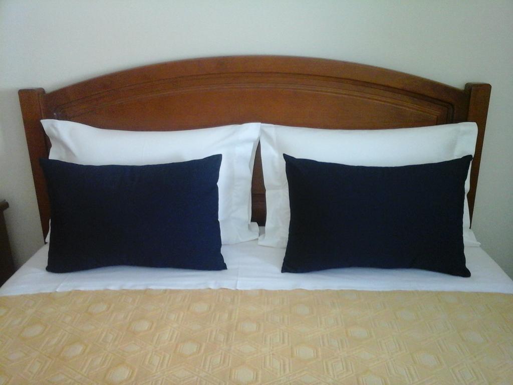 Residencial Idalio Hotel Odemira Bagian luar foto
